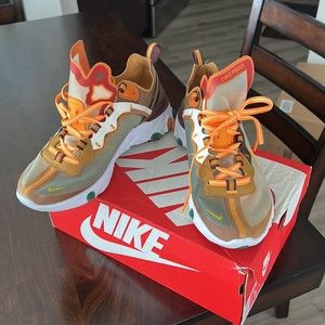 Nike React Element 87